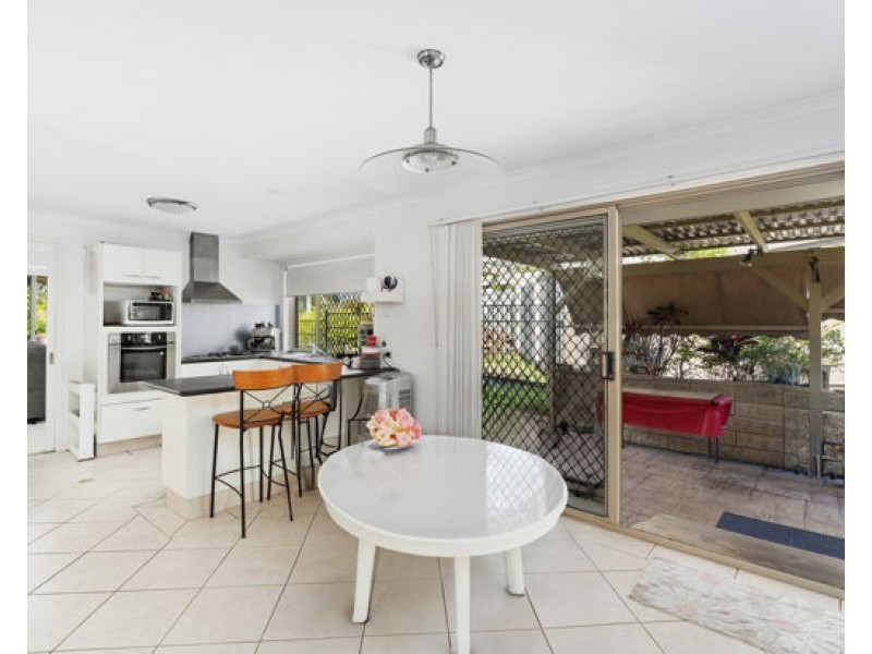 11 Ben Hogan Crescent, Parkwood QLD 4214