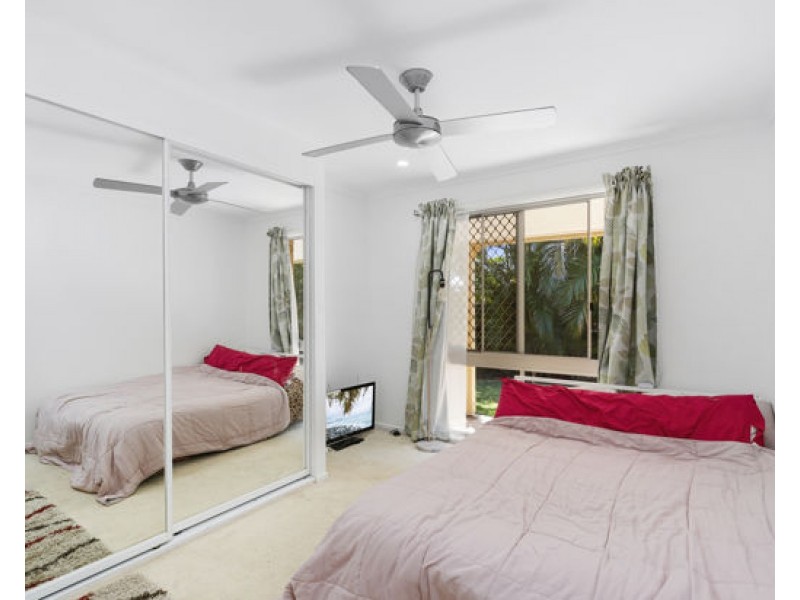 11 Ben Hogan Crescent, Parkwood QLD 4214