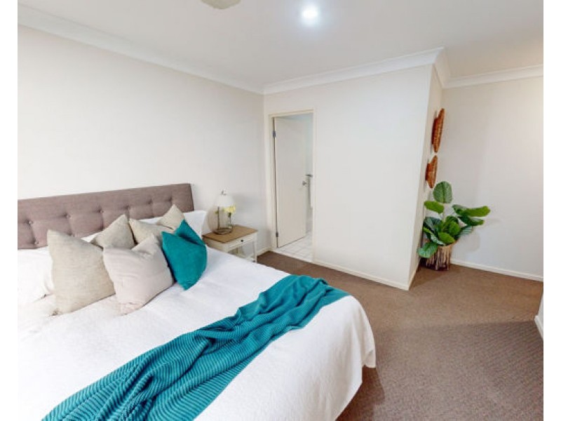 4 SCHMARR AVENUE, Upper Coomera QLD 4209