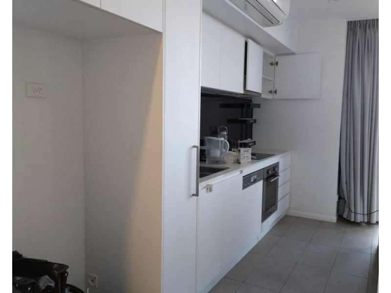 30301/300 OLD CLEVELAND ROAD, Coorparoo QLD 4151