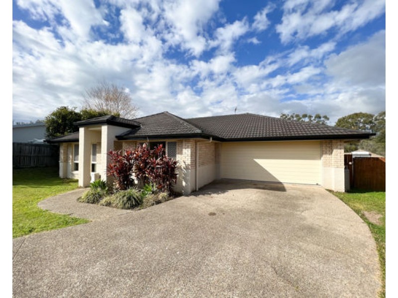 4 IDALIA LANE, Waterford QLD 4133