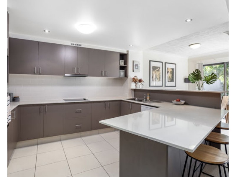 U19 1 ACACIA COURT, Robina QLD 4226