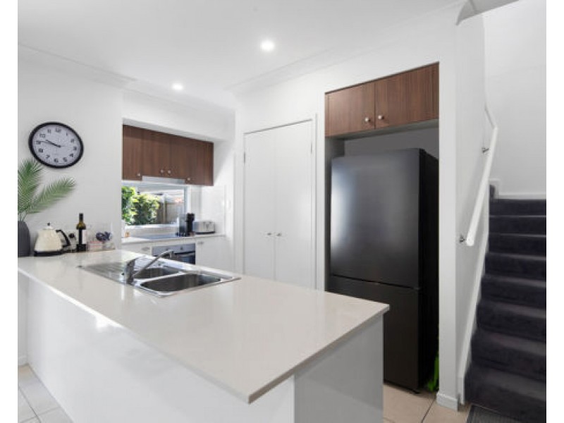 57/30 Creekside Terrace, Albany Creek QLD 4035