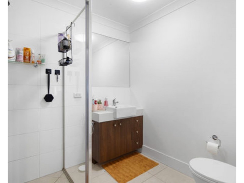 57/30 Creekside Terrace, Albany Creek QLD 4035