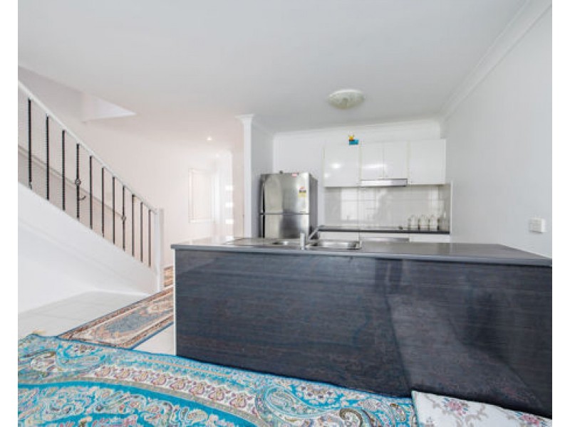 34 /11 Portia St, Kingston QLD 4114