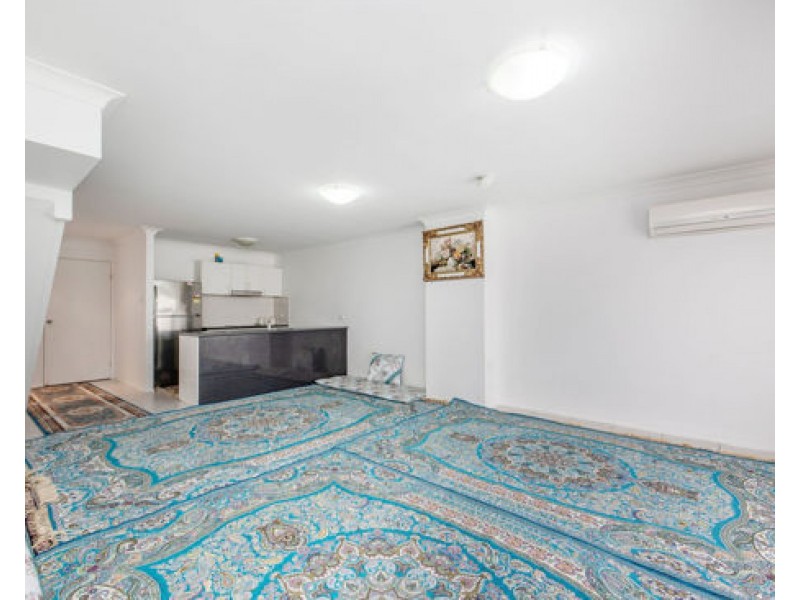 34 /11 Portia St, Kingston QLD 4114