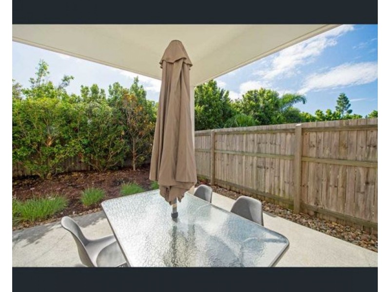 32 131 McAuley Parade, Pacific Pines QLD 4211