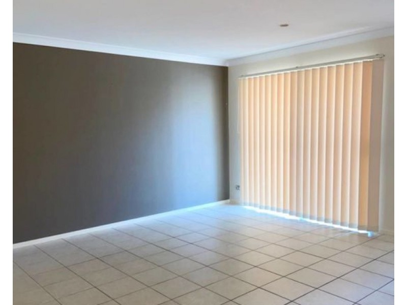 99/302 Christine Avenue, Varsity Lakes QLD 4227