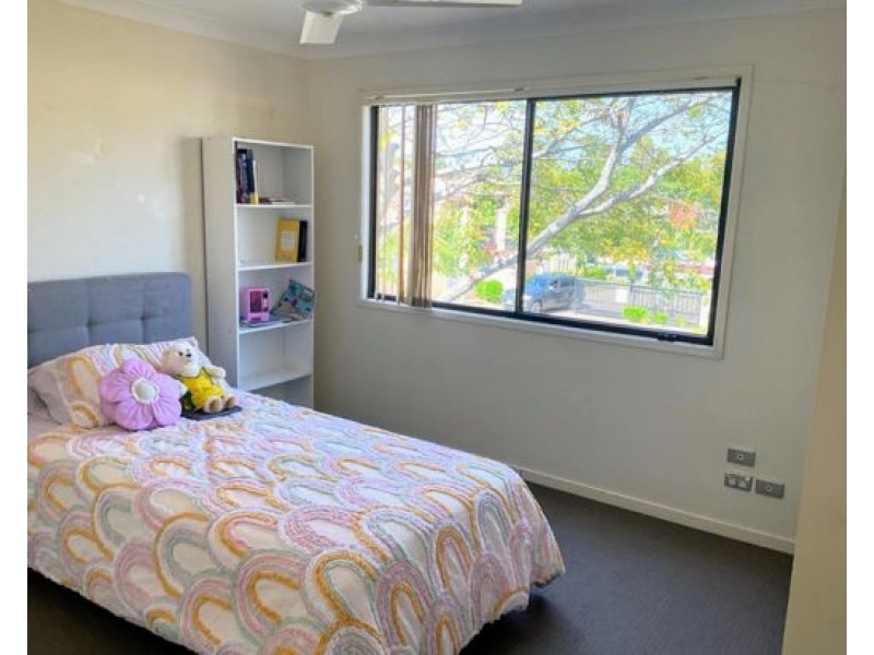 99/302 Christine Avenue, Varsity Lakes QLD 4227