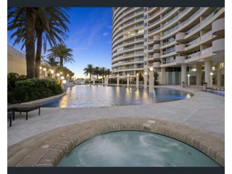 A11-3/75 Brighton Parade, Southport QLD 4215