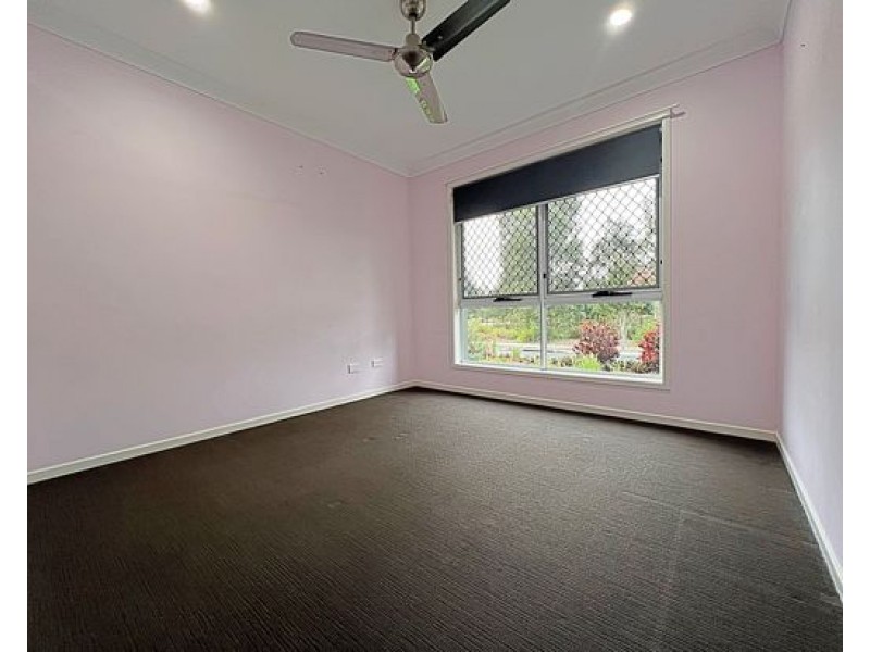 6 Lillypilly Drive, Ripley QLD 4306