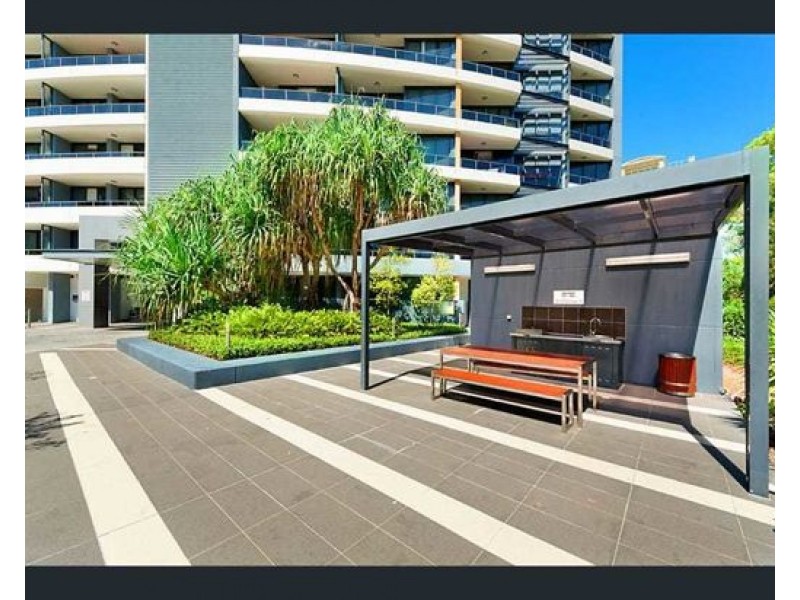 U710/2 Aqua St, Southport QLD 4215