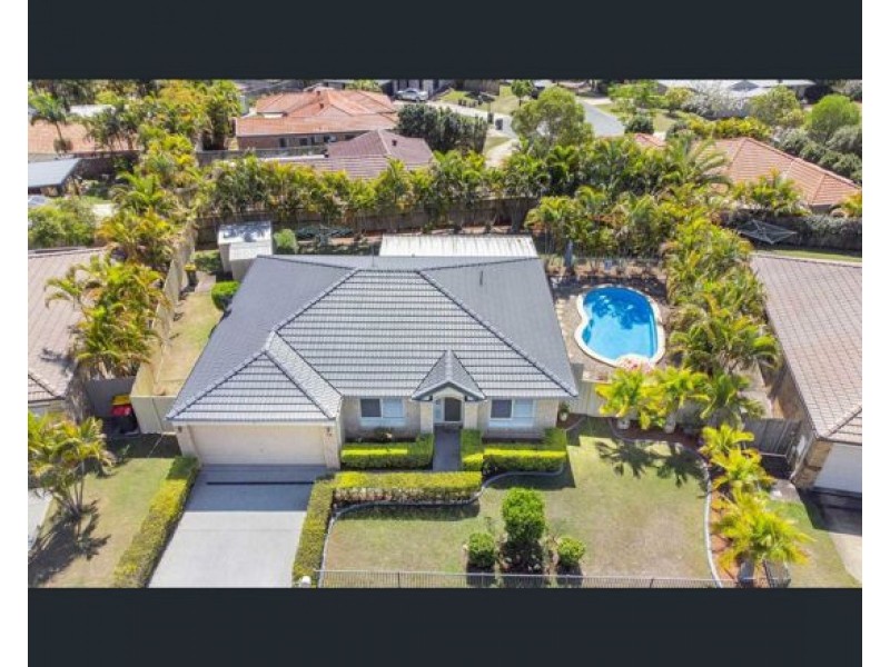 19 Oakview St, Parkinson QLD 4115