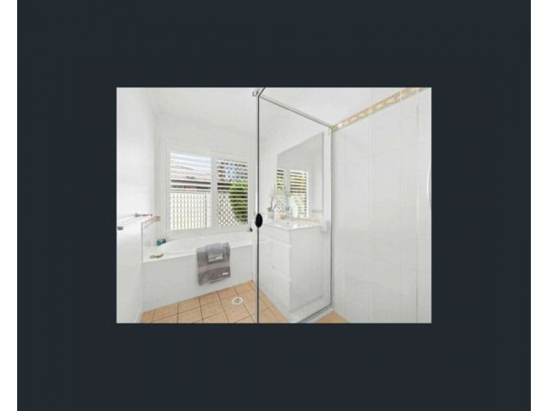 19 Oakview St, Parkinson QLD 4115