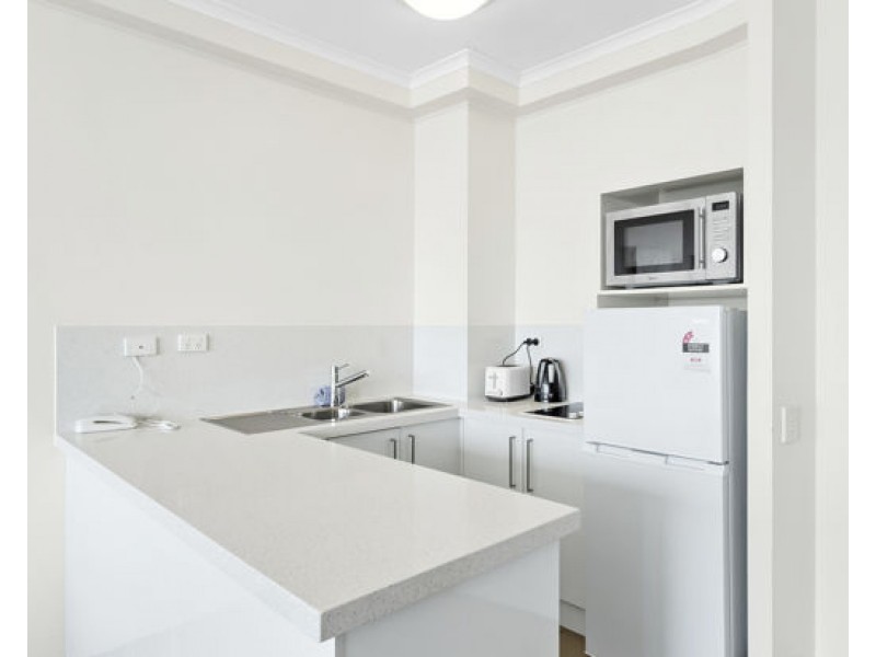 Unit 1403, 46 – 52 Pacific Street, Main Beach QLD 4217