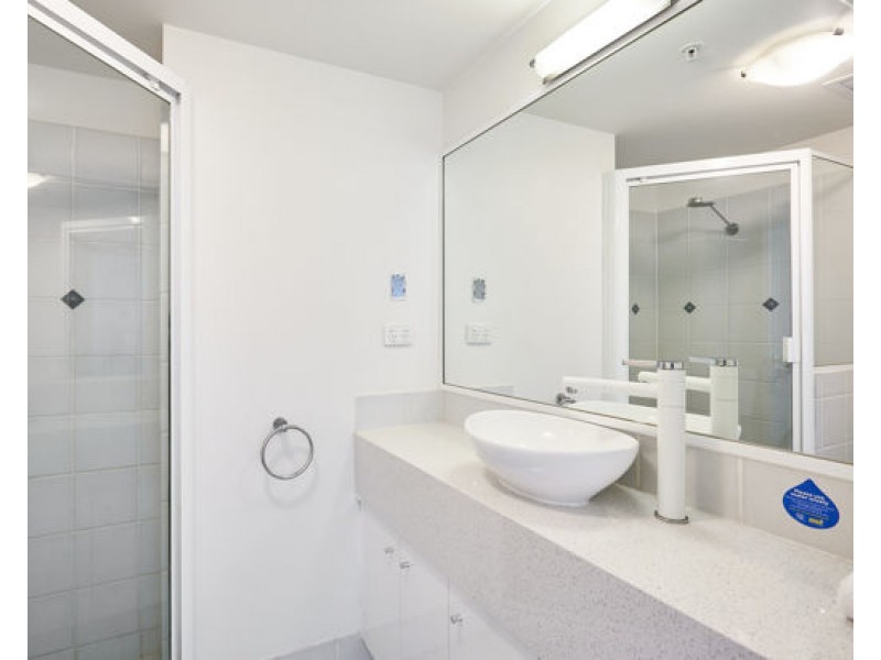 Unit 1403, 46 – 52 Pacific Street, Main Beach QLD 4217