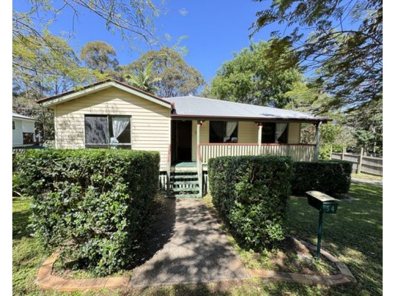 54 Roseglen Street, Greenslopes QLD 4120