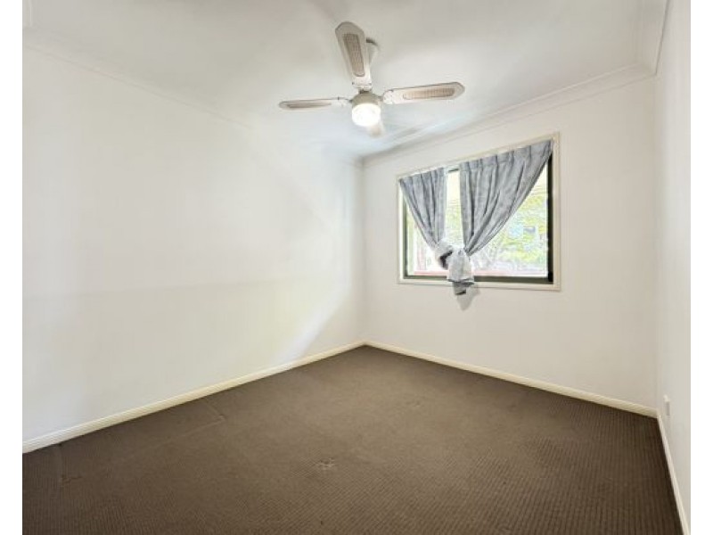 54 Roseglen Street, Greenslopes QLD 4120