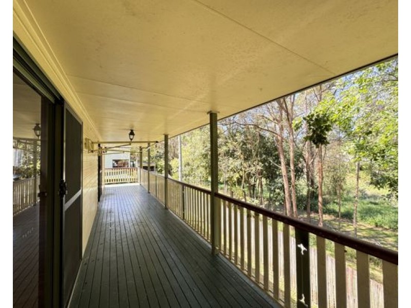 54 Roseglen Street, Greenslopes QLD 4120