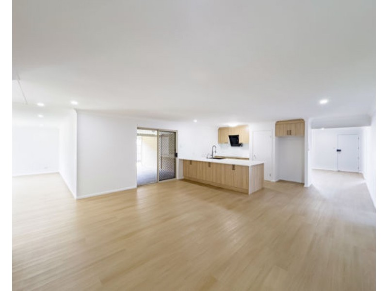 12 Overton Street, Calamvale QLD 4116