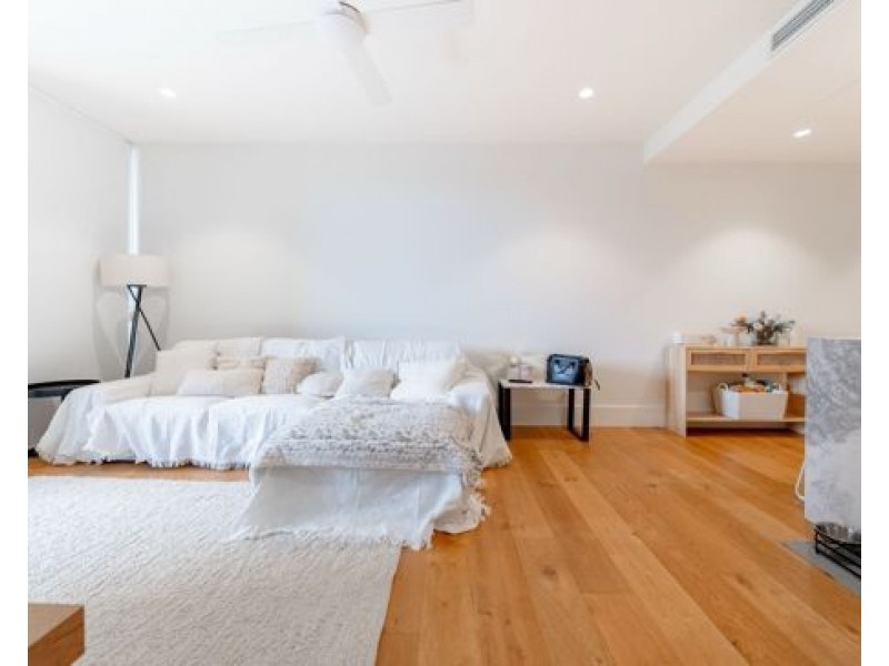 1210/14 Ella St, Newstead QLD 4006