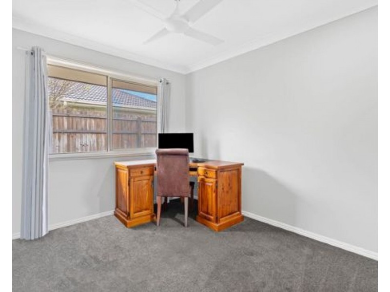 8 FIRECREST CLOSE, Upper Coomera QLD 4209