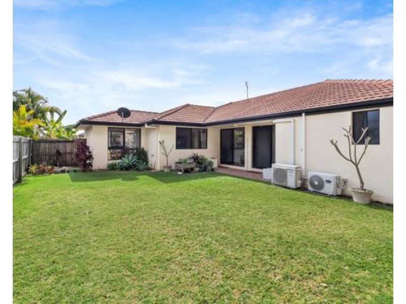 15 PADDY PLACE, Oxenford QLD 4210