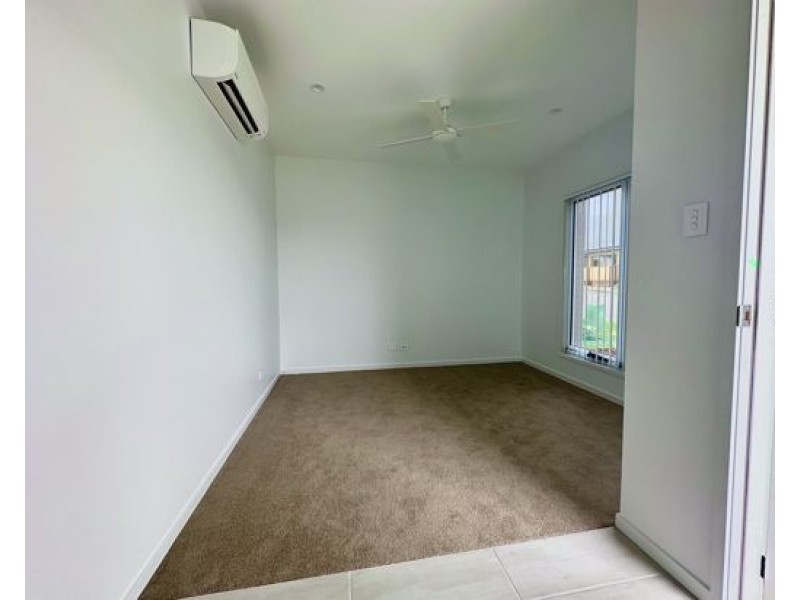 22 Rosa Street, Ripley QLD 4306
