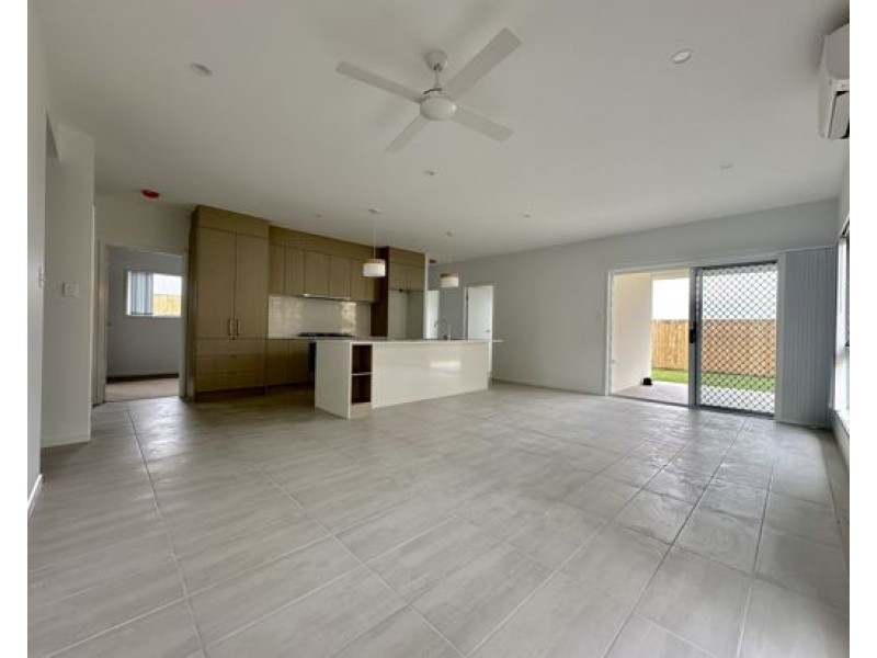 22 Rosa Street, Ripley QLD 4306