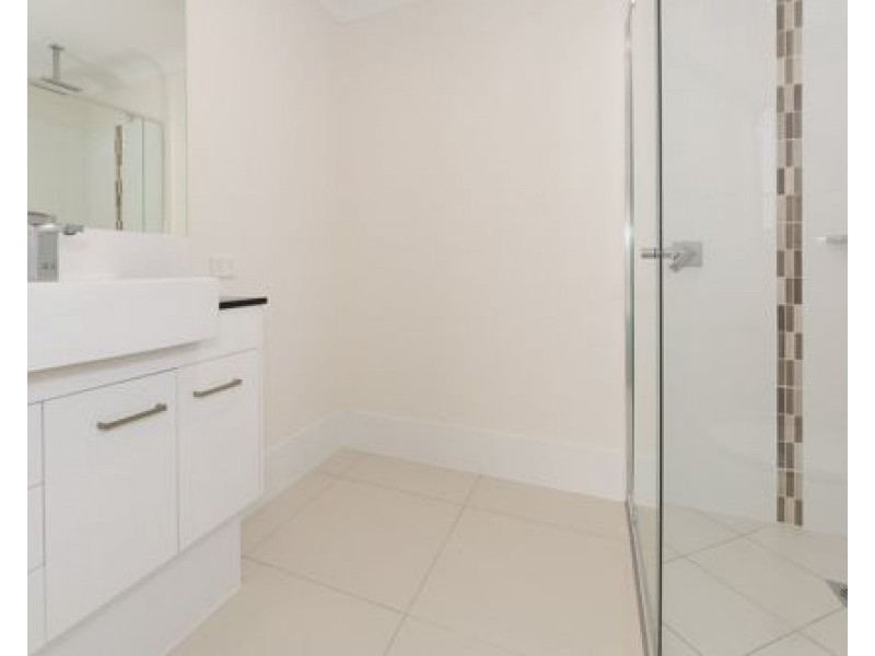 16 BARRON COURT, Pimpama QLD 4209