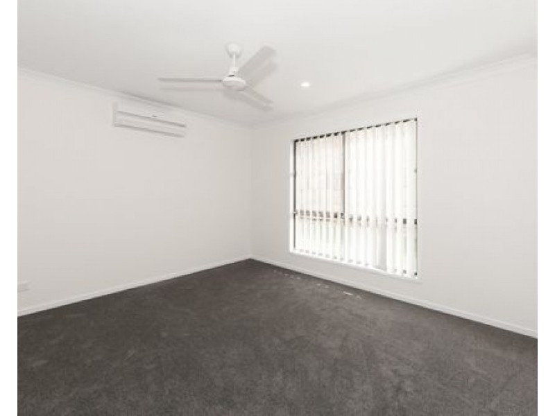 16 BARRON COURT, Pimpama QLD 4209