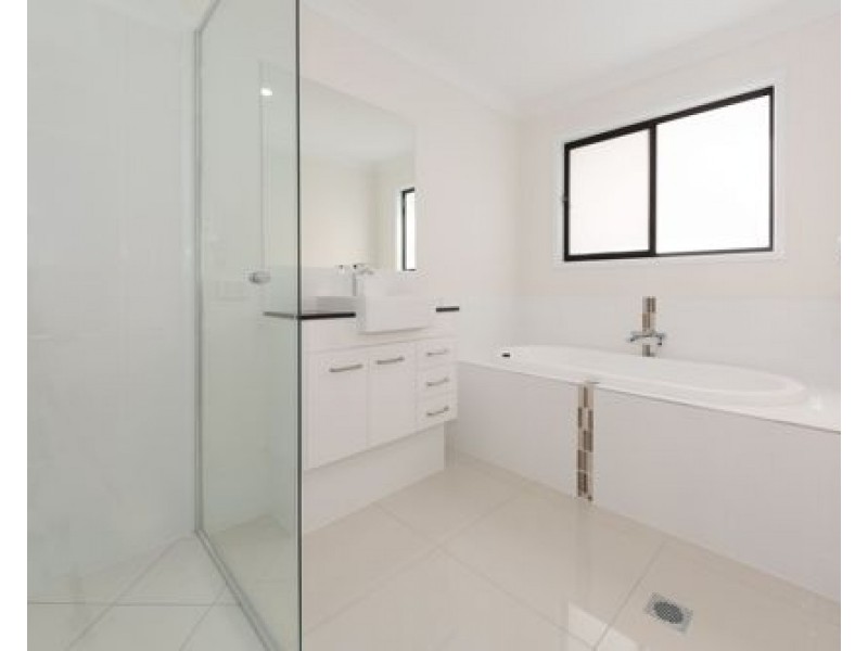 16 BARRON COURT, Pimpama QLD 4209