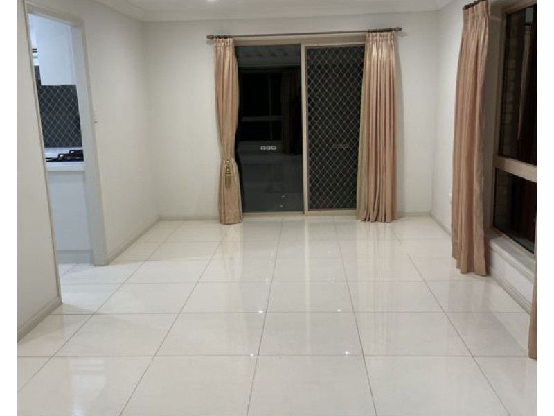4 Vidler Close, Runcorn QLD 4113