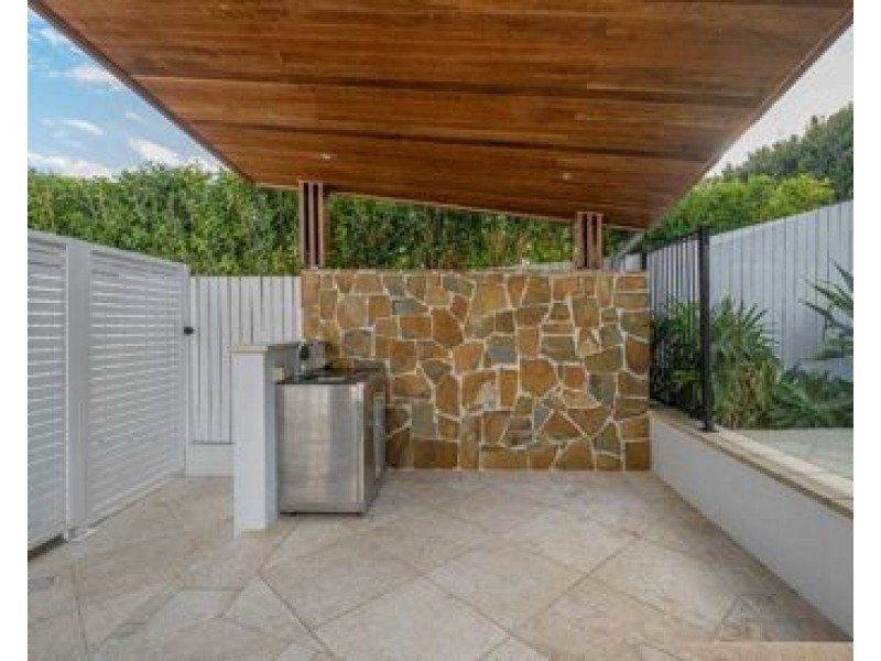 96 Crosby Road, Ascot QLD 4007