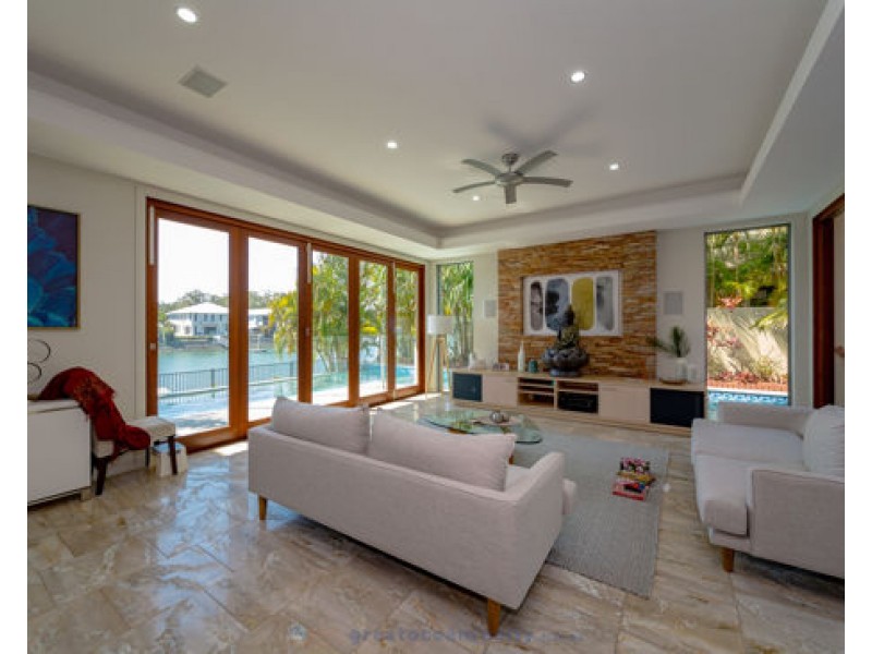 34 Buccaneer Way, Coomera Waters QLD 4209