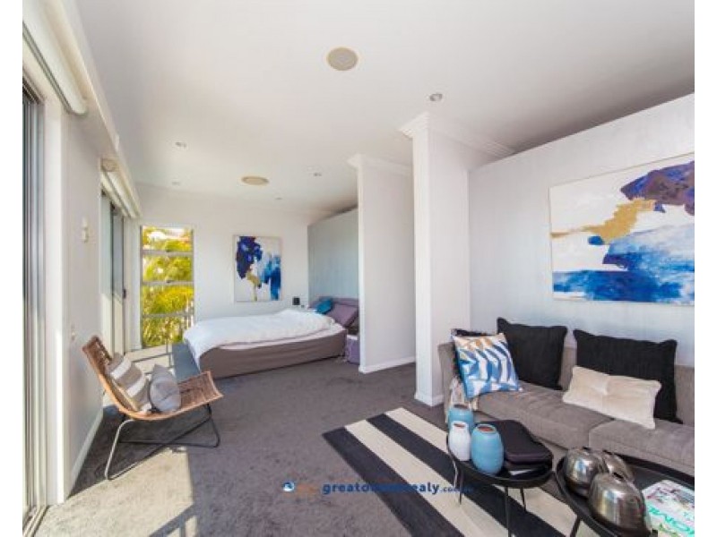 34 Buccaneer Way, Coomera Waters QLD 4209