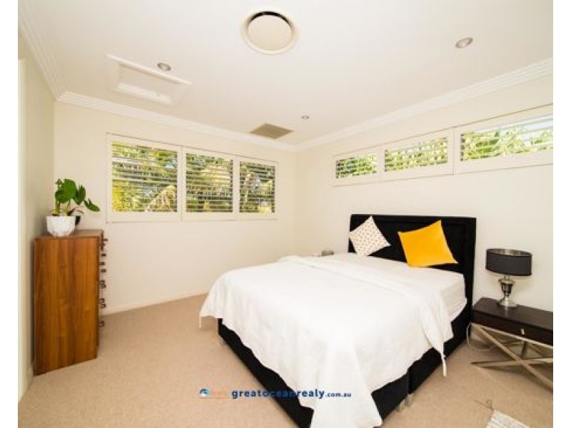 34 Buccaneer Way, Coomera Waters QLD 4209