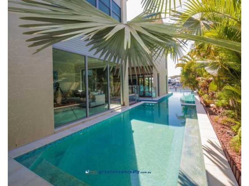 34 Buccaneer Way, Coomera Waters QLD 4209