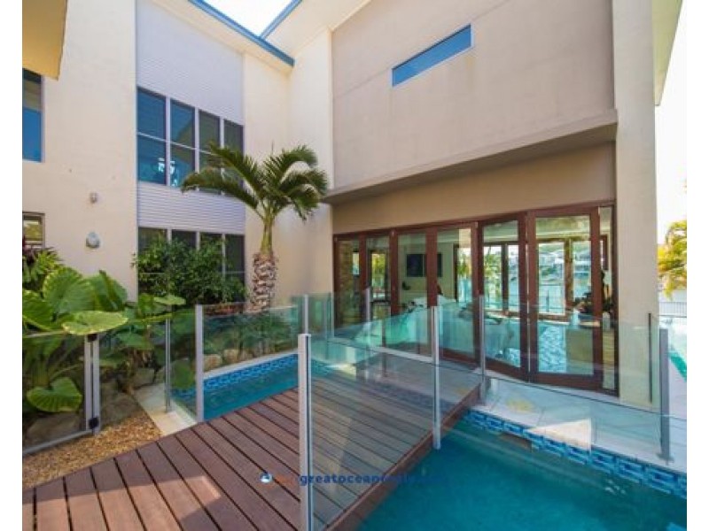 34 Buccaneer Way, Coomera Waters QLD 4209