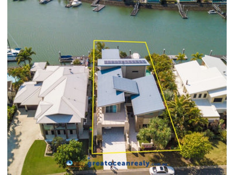 34 Buccaneer Way, Coomera Waters QLD 4209