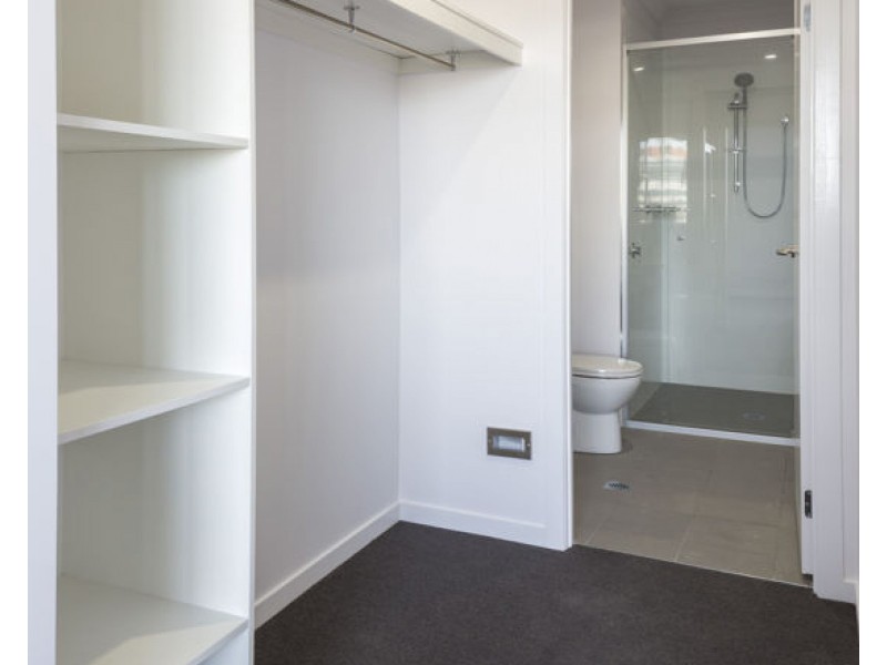 1B, 25-29 Regent street, Woolloongabba QLD 4102