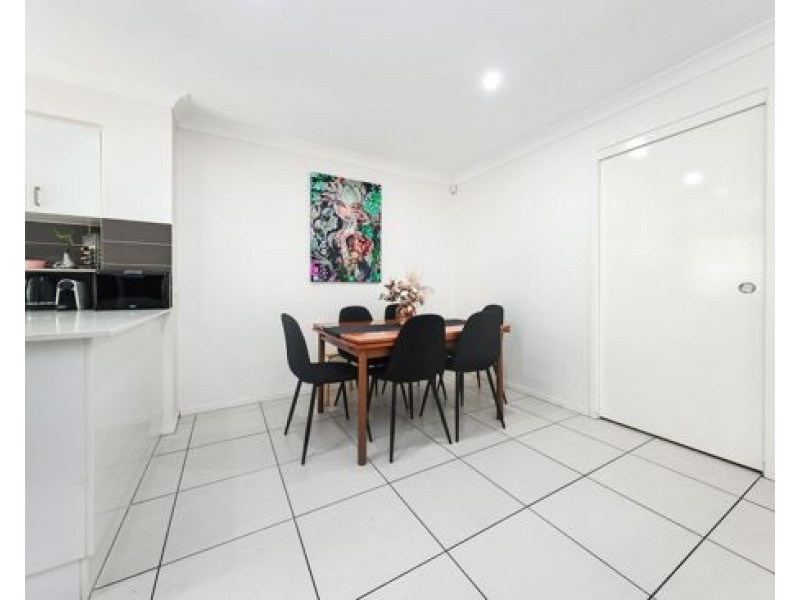 20 20 Kianawah Road South, Manly West QLD 4179