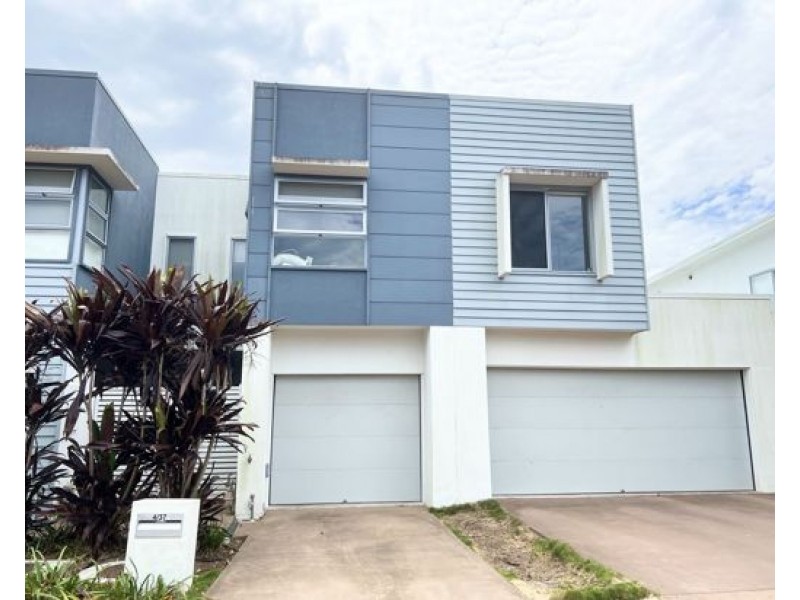 4/37 Azure Way, Hope Island QLD 4212
