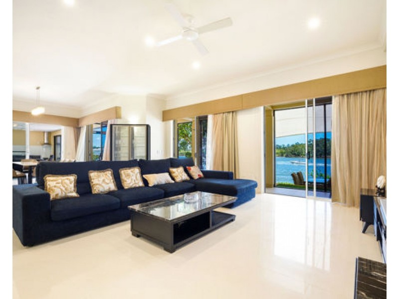 5306 Marine Drive North, Sanctuary Cove QLD 4212