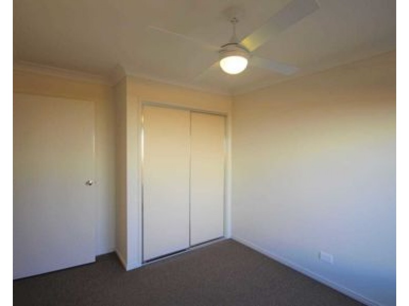 22 Mount Pleasant Street, Park Ridge QLD 4125