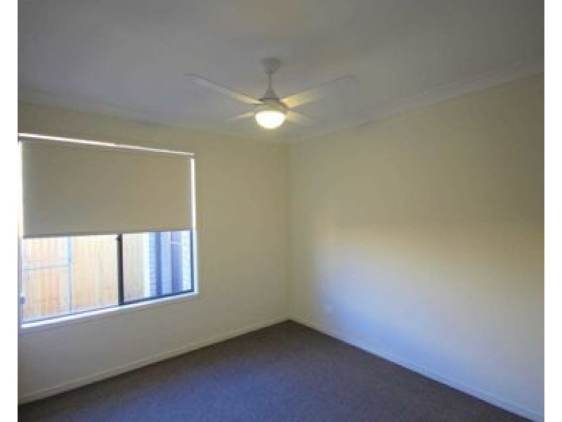 22 Mount Pleasant Street, Park Ridge QLD 4125