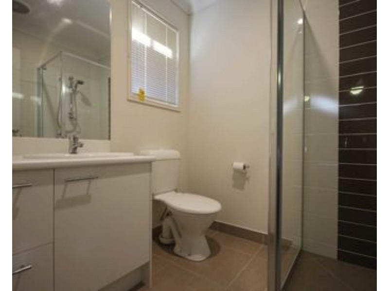 22 Mount Pleasant Street, Park Ridge QLD 4125
