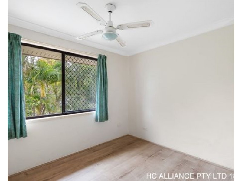 23 REGENCY DR, Regents Park QLD 4118