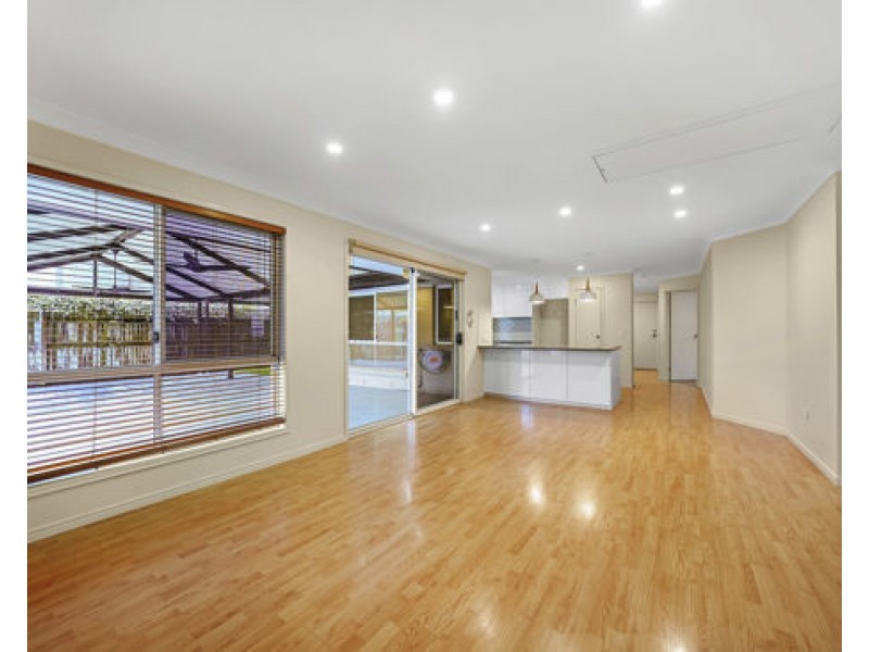 1 Ardath Close, Parkwood QLD 4214