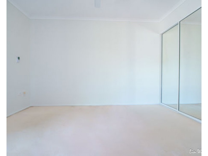 16/128 Benowa Road, Southport QLD 4215